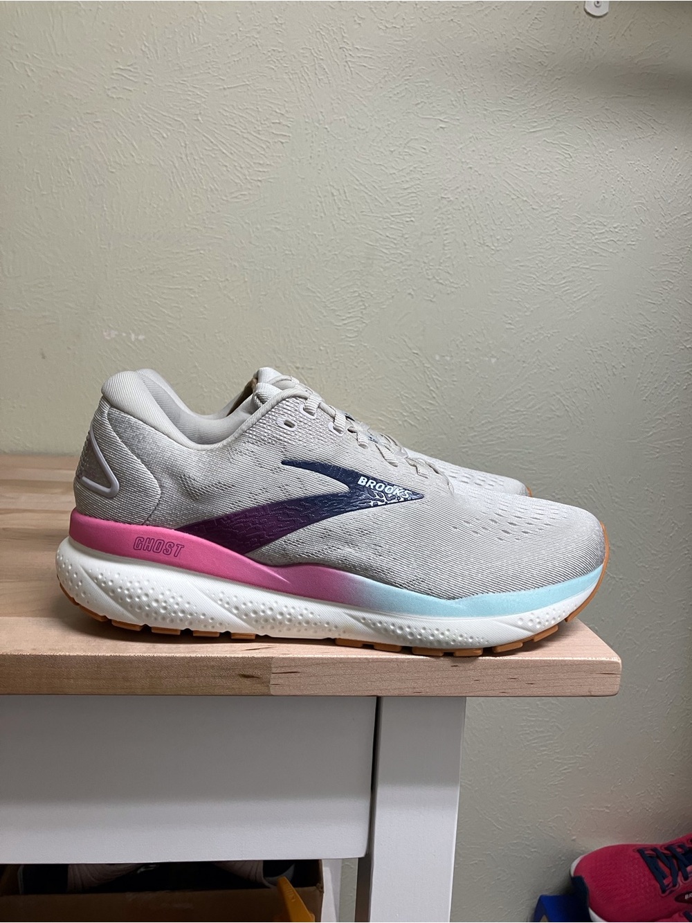 Brooks Ghost Women's Running Shoe - Light Gray with Pink & Blue Accents